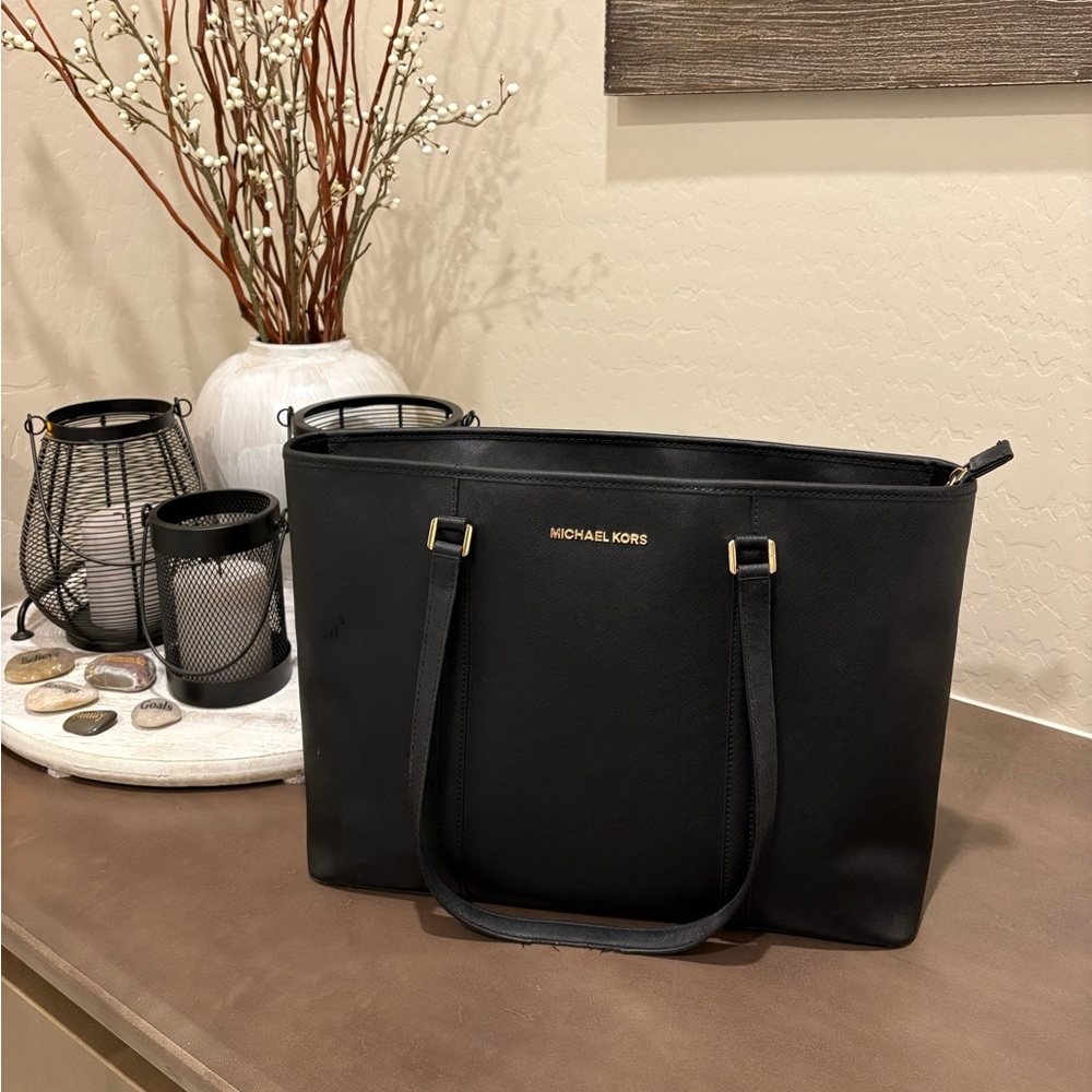 Michael Kors Black Leather Tote Bag - Picture 1 of 8